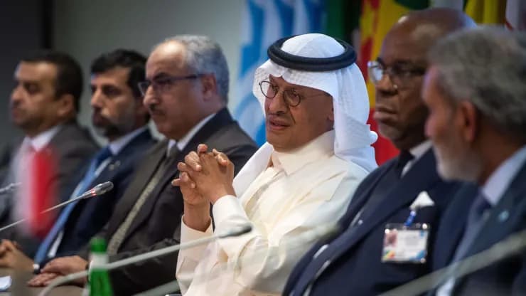 OPEC Setujui Pembatasan Produksi Minyak Menjelang Pemberlakuan Sanksi atas Rusia