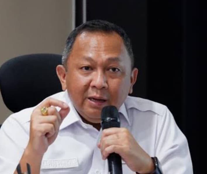 Terseret Korupsi BTS Kominfo, Kejagung Tunggu Izin Joko Widodo Periksa Anggota BPK Achsanul Qosasi