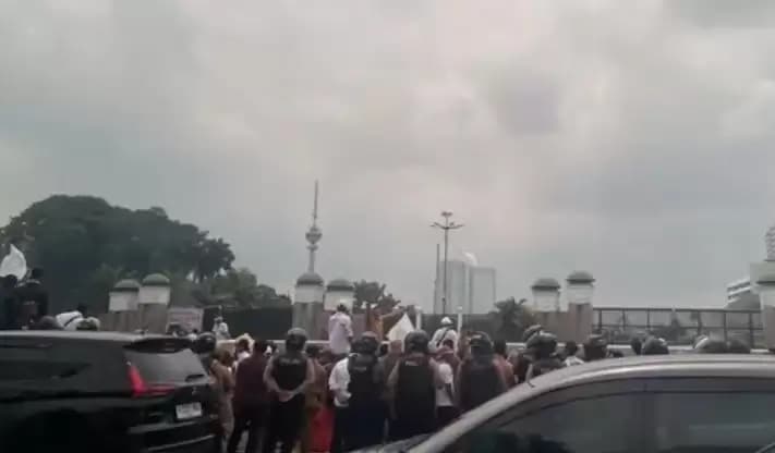 2.304 Personel Gabungan Amankan Demo APDESI di DPR