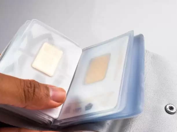 Harga Emas Hari Ini Naik Rp 15.000 Per Gram