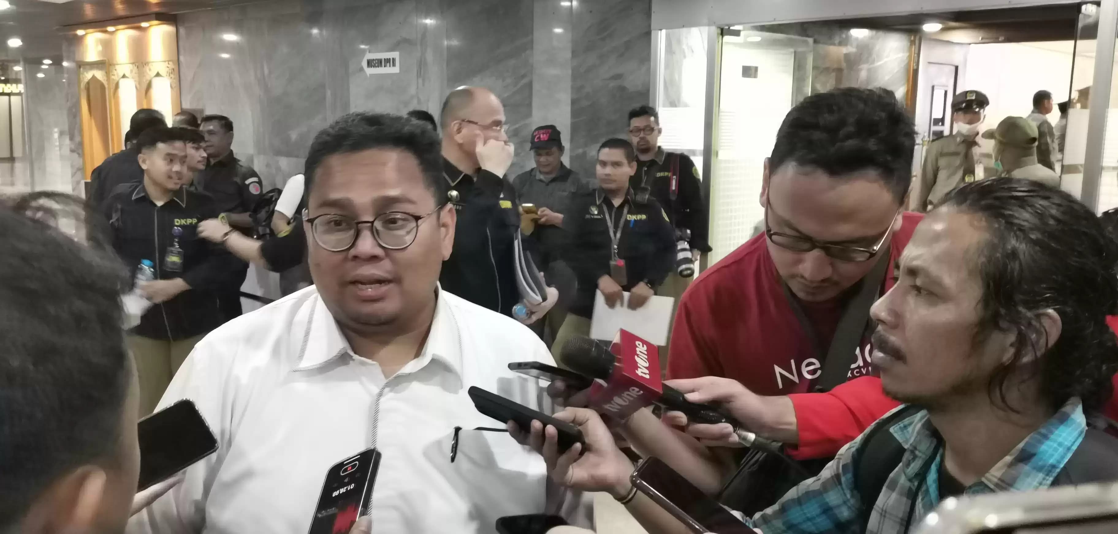 Pemasangan APK Kerap Membahayakan Pengguna Jalan, Bawaslu Segera Kondisikan