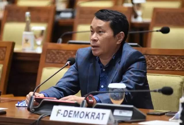 Komisi III Minta PPATK Buktikan Hasil Temuan Parpol Terima Dana Triliunan Rupiah