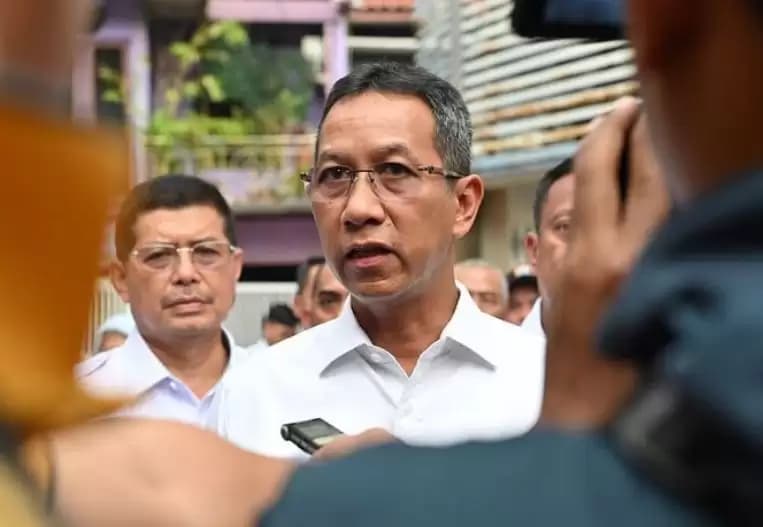Hek Kramat Jati Banjir, Heru Budi: Tanggul di Jaktim Tahap Pembangunan