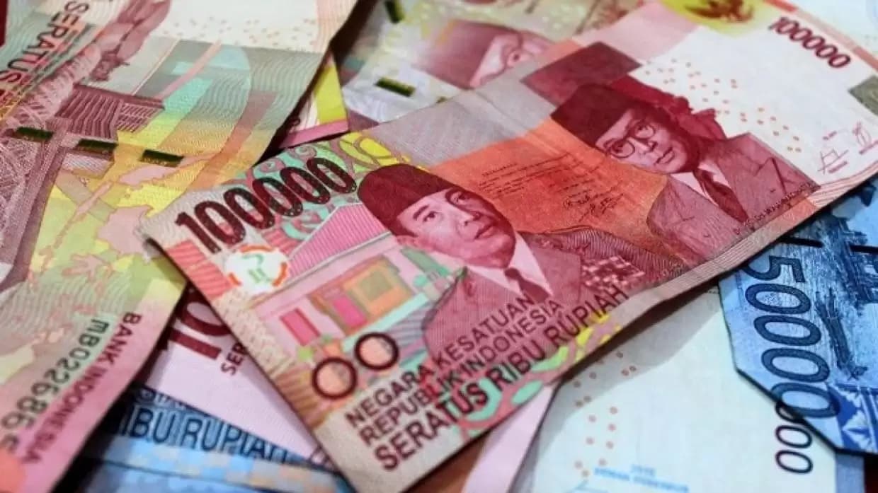 Rupiah Menguat ke Level Rp15.434