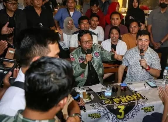 Mahfud Tegaskan Bansos Bukan Bantuan Pemerintah Tapi Negara