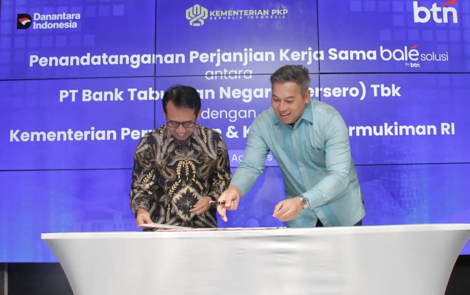 Penandatanganan Perjanjian Kerja Sama (PKS) Program Bale Solusi (Foto: BTN)