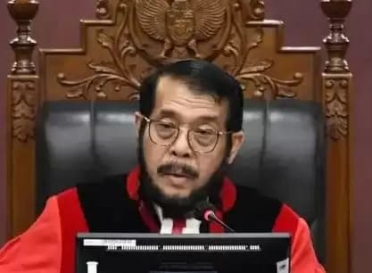 Agar Tak Terus Bebani MKMK, Anwar Usman Harus Mundur