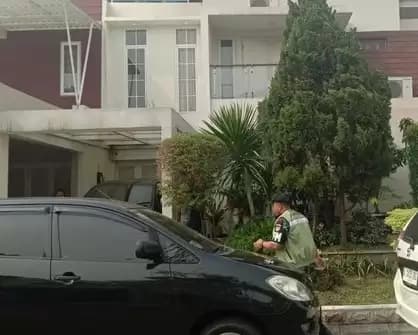 Kejagung Obok-obok Rumah dan Kantor Tersangka Korupsi Tabungan Wajib Perumahan AD