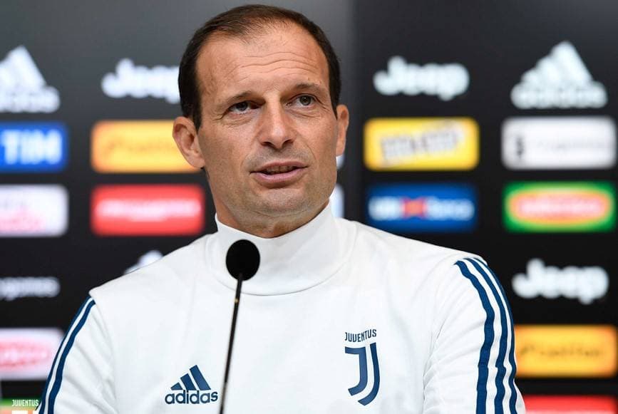 Allegri: Ronaldo Memberitahu Saya, Dia Bertahan di Juventus