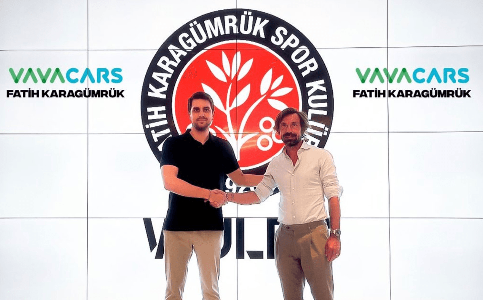 Andrea Pirlo Resmi Latih Klub Turki Fatih Karagumruk