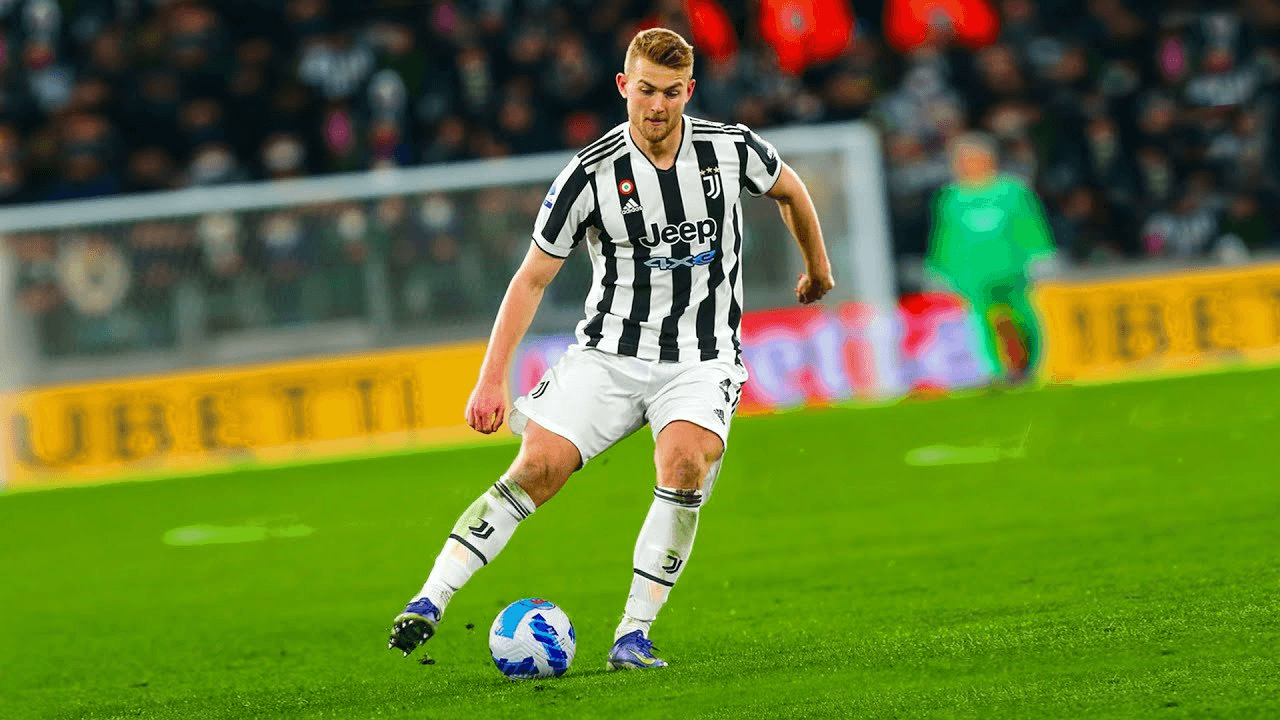 Bayern Munchen Siapkan Tawaran 90 Juta Euro untuk Datangkan De Ligt dari Juventus
