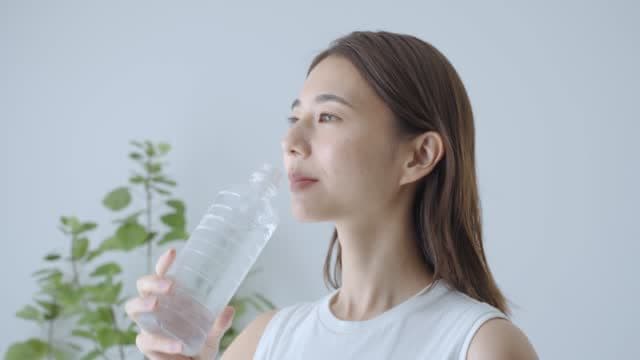 6 Minuman yang Bisa Atasi Dehidrasi