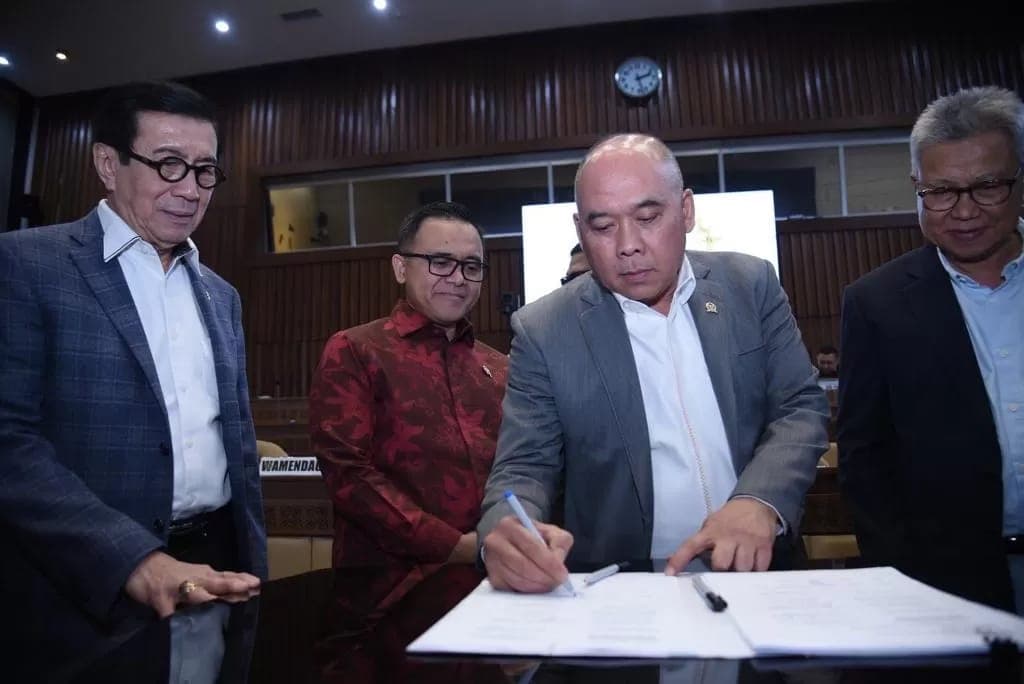 Fraksi Gerindra DPR Tegaskan Pengesahan RUU ASN Solusi Terbaik untuk Honorer