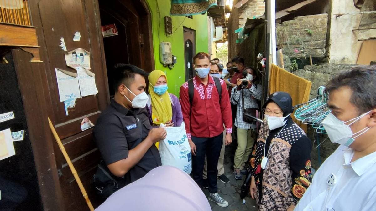 Pendamping PKH di Malang dan Tangerang Ditangkap, Risma: Jangan Main-Main dengan Bansos!