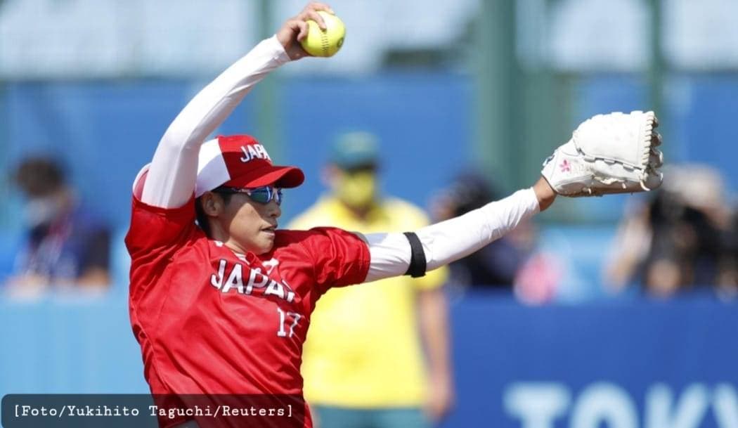 Tim Softball Wanita Jepang Memenangi Pertandingan Olimpiade