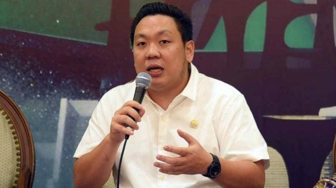 DPR Minta Pemerintah Gratiskan Vaksin Booster bagi Masyarakat Tak Mampu