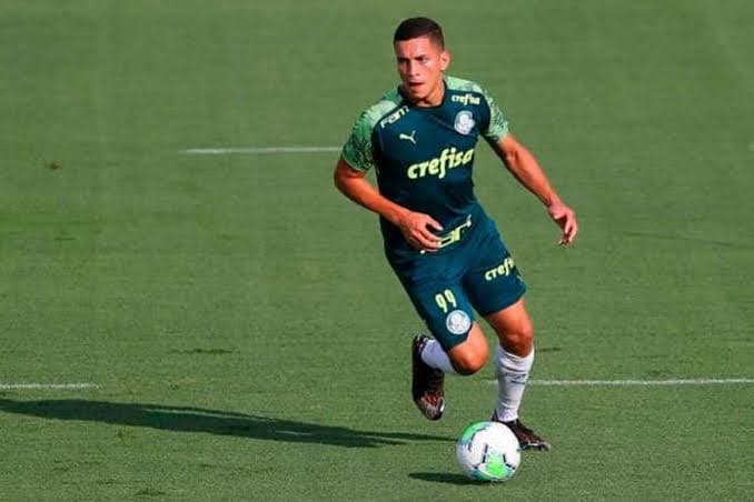 Kondisi Mabuk, Pemain Palmeiras Tabrak Pemotor Hingga Tewas