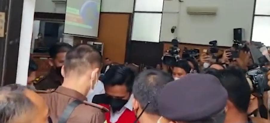 Eliezer Tunjukkan Bukti Saat Sambo dan Putri Beri HP dan Janjikan Uang Rp 1 Miliar