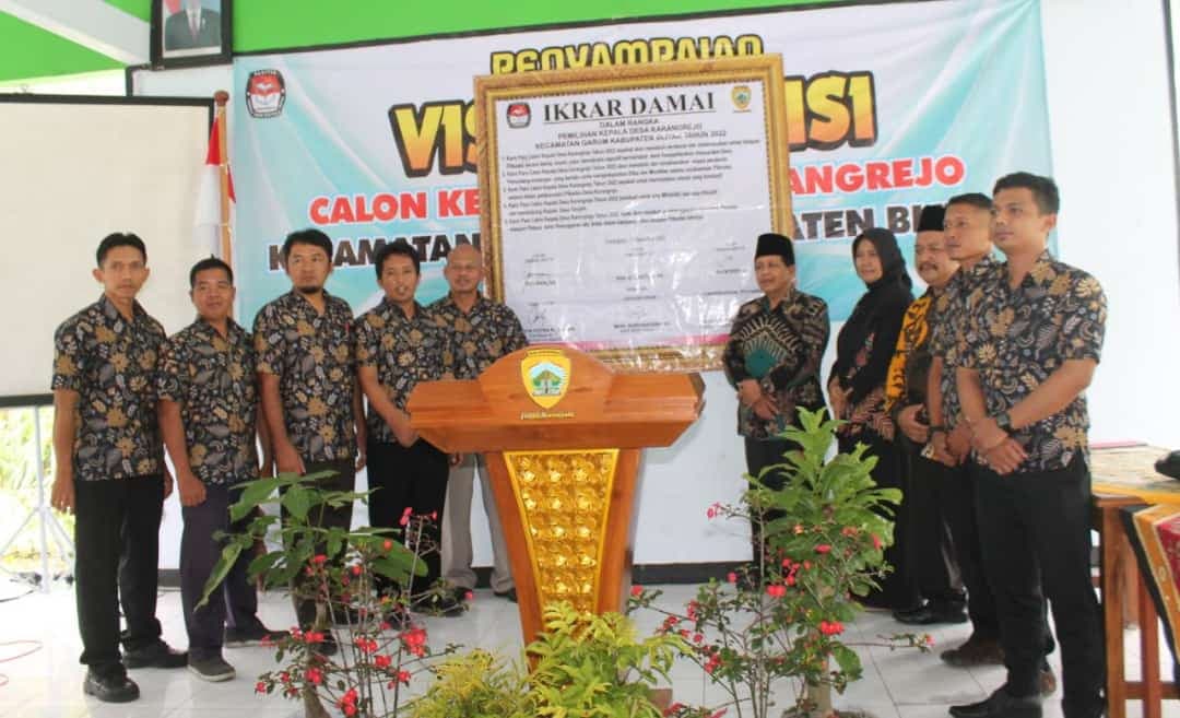 Tiga Calon Kades Karangrejo Sampaikan Visi dan Misi dan Tandatangani Ikrar Damai 