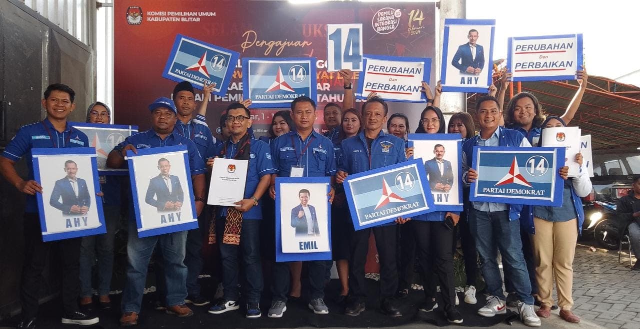 Daftarkan Bacaleg, Ketua DPC Partai Demokrat Kabupaten Blitar Targetkan 14 Persen Kursi Parlemen