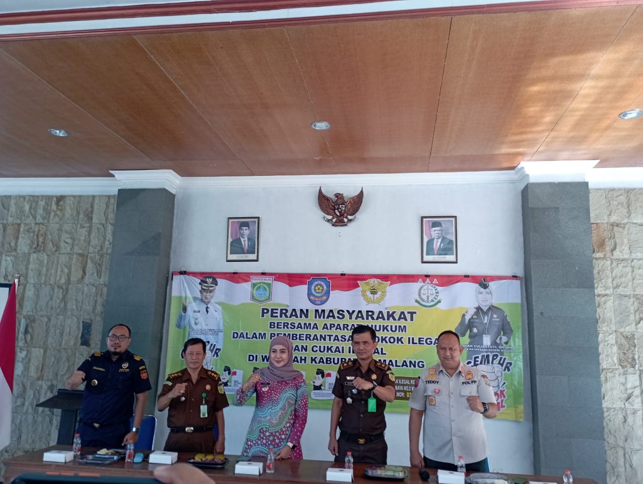 Satpol PP Kabupaten Malang Gelar Sosialisasi Cukai di Desa Senggreng Kecamatan Sumberpucung