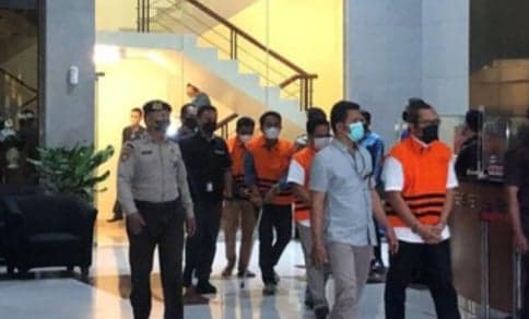 Kembali Geledah Gedung DPRD Jatim, KPK Amankan Dokumen Hingga Uang
