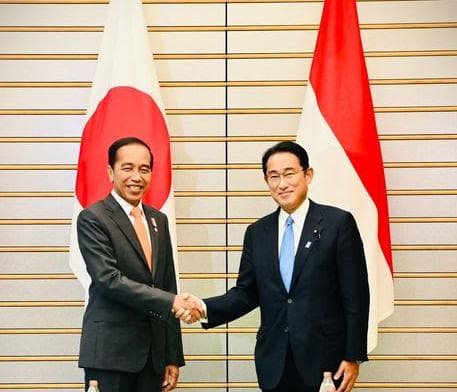 Bertemu PM Jepang, Presiden Jokowi Sampaikan Belangsungkawa atas Meninggalnya Shinzo Abe
