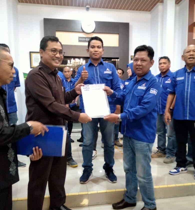DPC Partai Demokrat Bulukumba Serahkan Surat Perlindungan Hukum ke PTUN Makassar