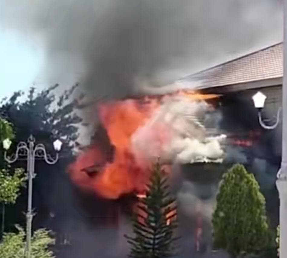 Kantor Bupati Dibakar Massa, Pelayanan Pemerintahan di Pohuwato Tetap Berjalan