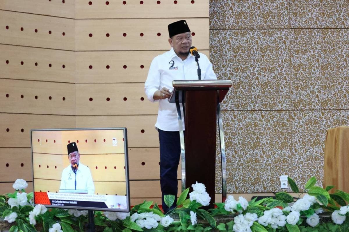 Kalangan Milenial Jangan Tergiur Kekayaan Instan dari Aplikasi Trading