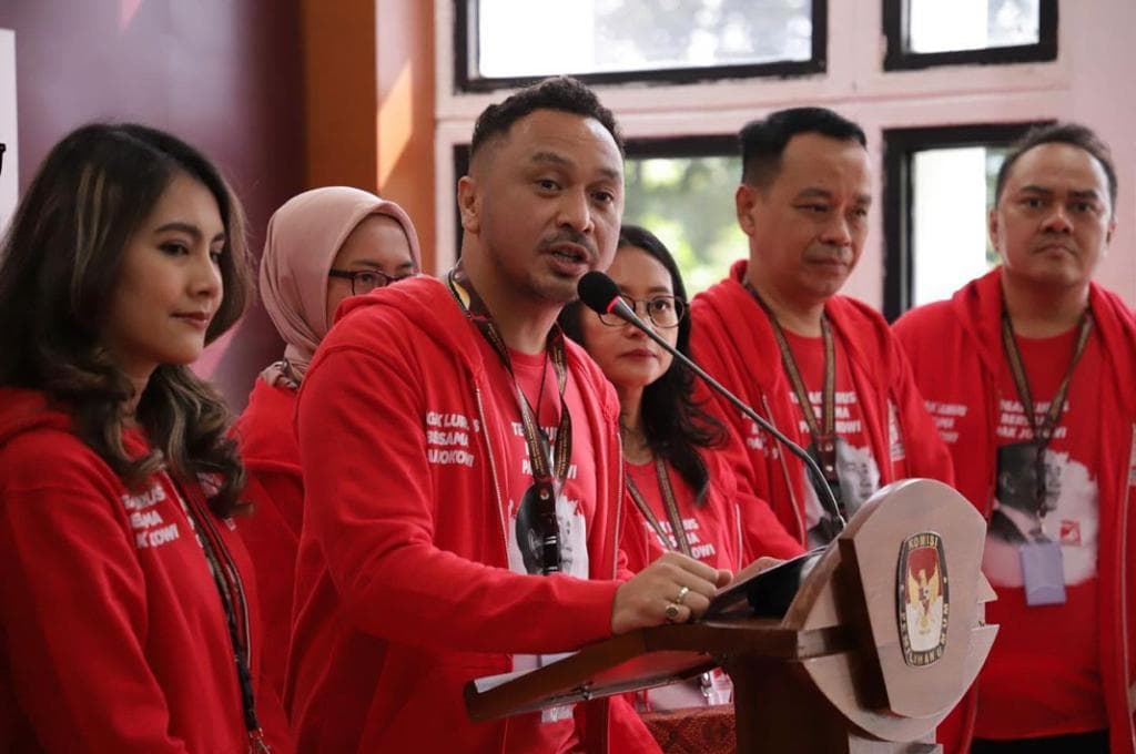 PSI Tiba di Rumah Jokowi di Solo, Bakal Serahkan KTA ke Kaesang