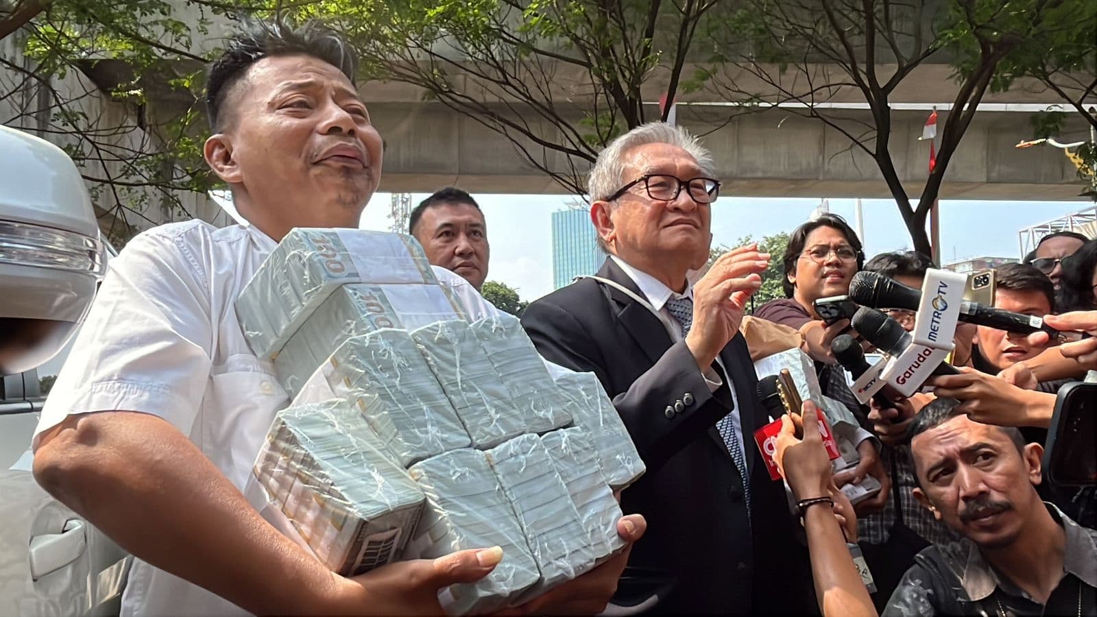 Kejagung Didesak Seret "Juragan S" Pemilik Rp 27 Miliar Korupsi BTS Kominfo