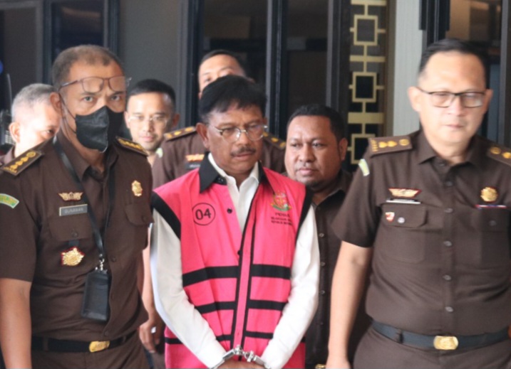 Menerka Hukuman Johnny G Plate dari Kasus Korupsi BTS Kominfo Rp 8 T