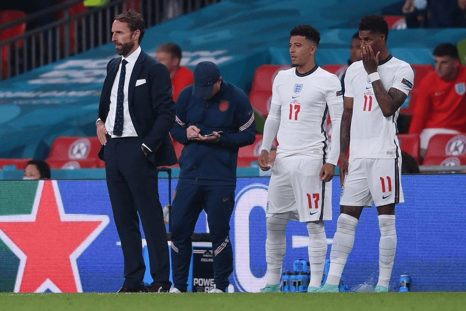 Southgate dan Pemain Timnas Inggris Mendapat Kritik Keras Setelah Takluk dari Hungaria