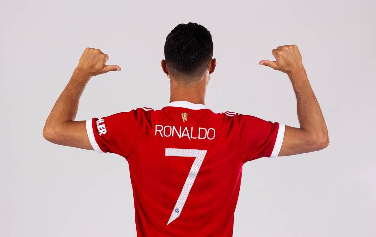 Cristiano Ronaldo Telah Tiba di Manchester