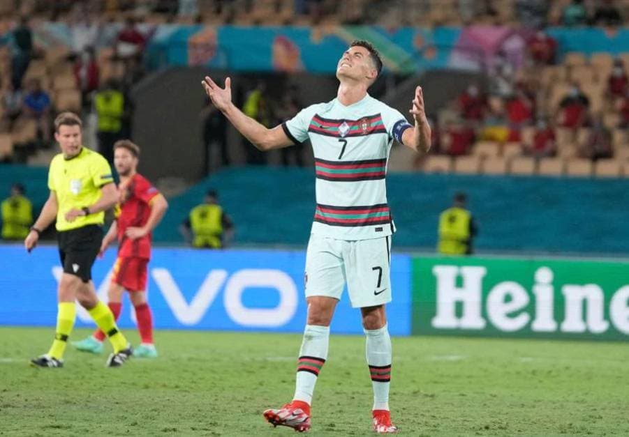 Tersingkir dari EURO 2020, Ronaldo Gagal Pecahkan Rekor Ali Daei
