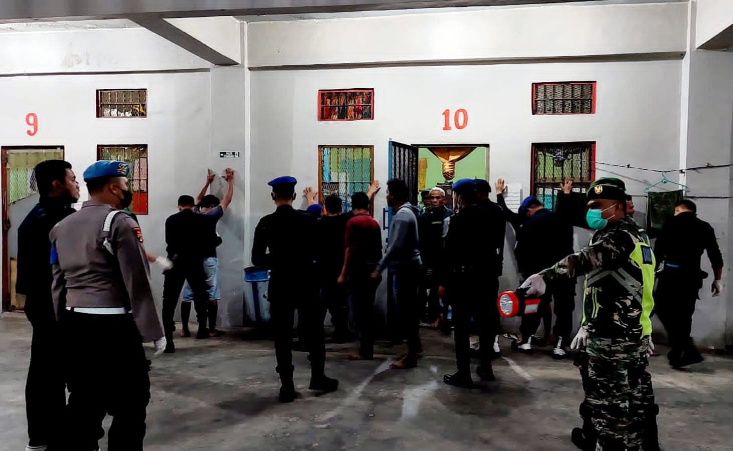 Rutan Humbahas Rutin Geledah Kamar Hunian Warga Binaan dan Beri Layanan Transparan