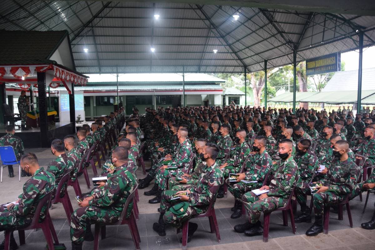 Prajurit Yonif 123/RW Bimtek Tekkomops dan Kesehatan