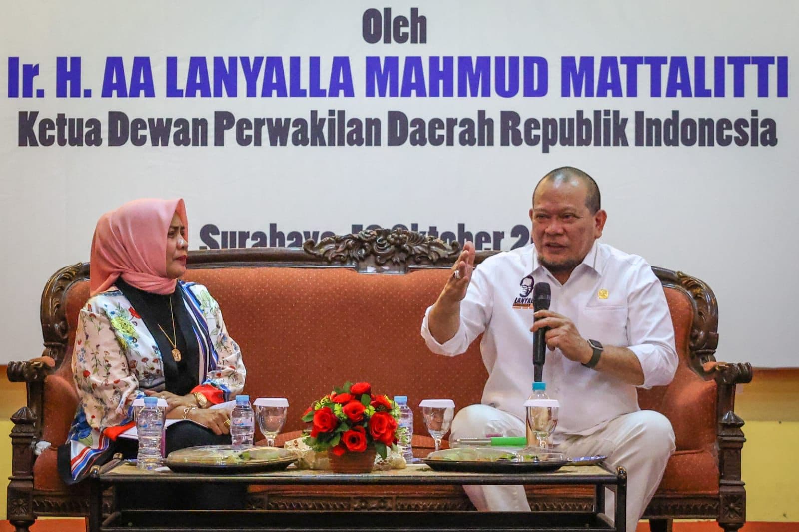 Ketua DPD RI Ungkap Kunci Utama Bangkitkan Perekonomian Indonesia saat Beri Kuliah Umum di Unitomo