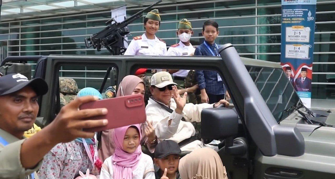 Jajal Rantis Elektrik, Prabowo Sopiri Anak-anak Ala Odong-odong