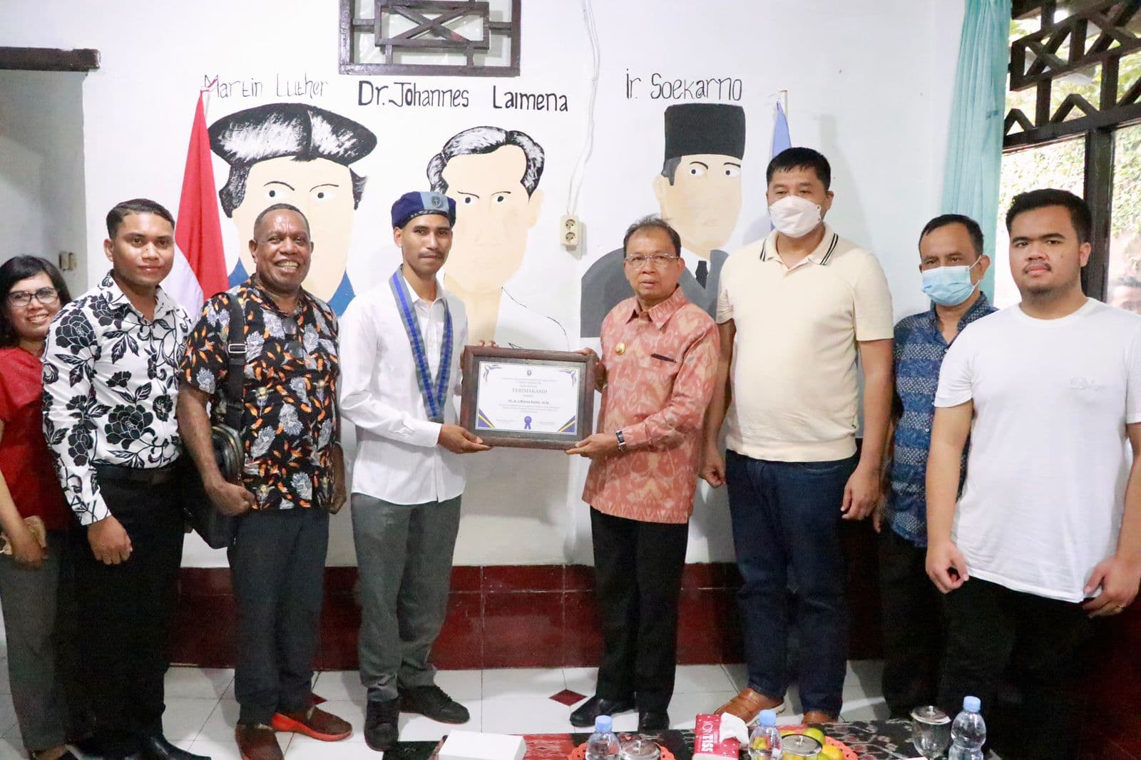 Gubernur Koster Masuk Gang Resmikan Sekretariat GMKI Denpasar
