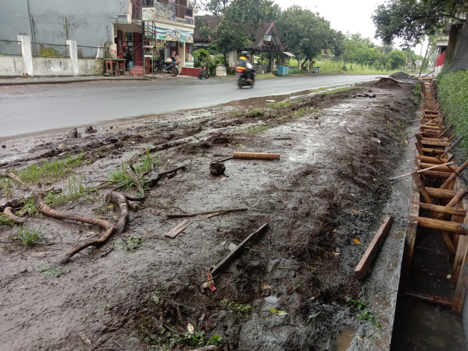 Rawan Banjir, DPUBM Kabupaten Malang Bangun Drainase
