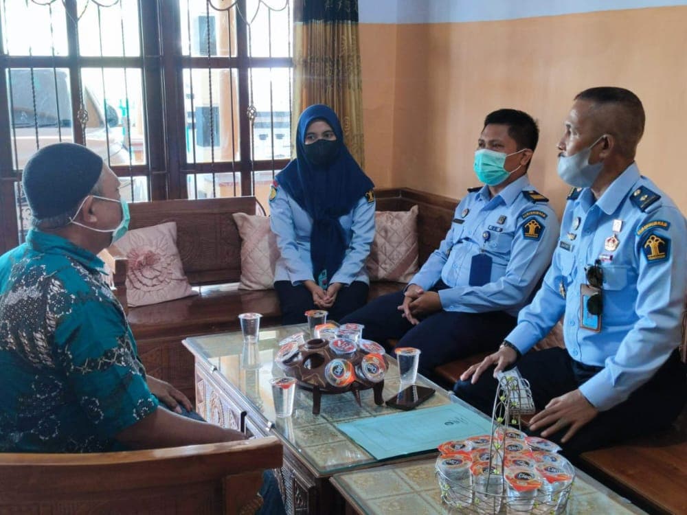 Lapas Probolinggo Berikan Santunan Kepada Keluarga Napi Meninggal Dunia