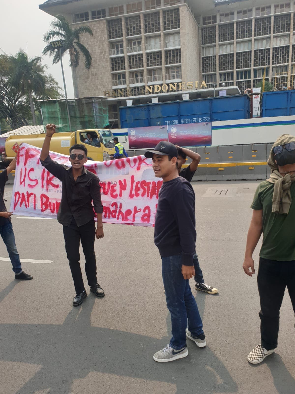 Minta Cabut AMDAL PT. Priven Lestari, FPMHJ Menyambangi ESDM