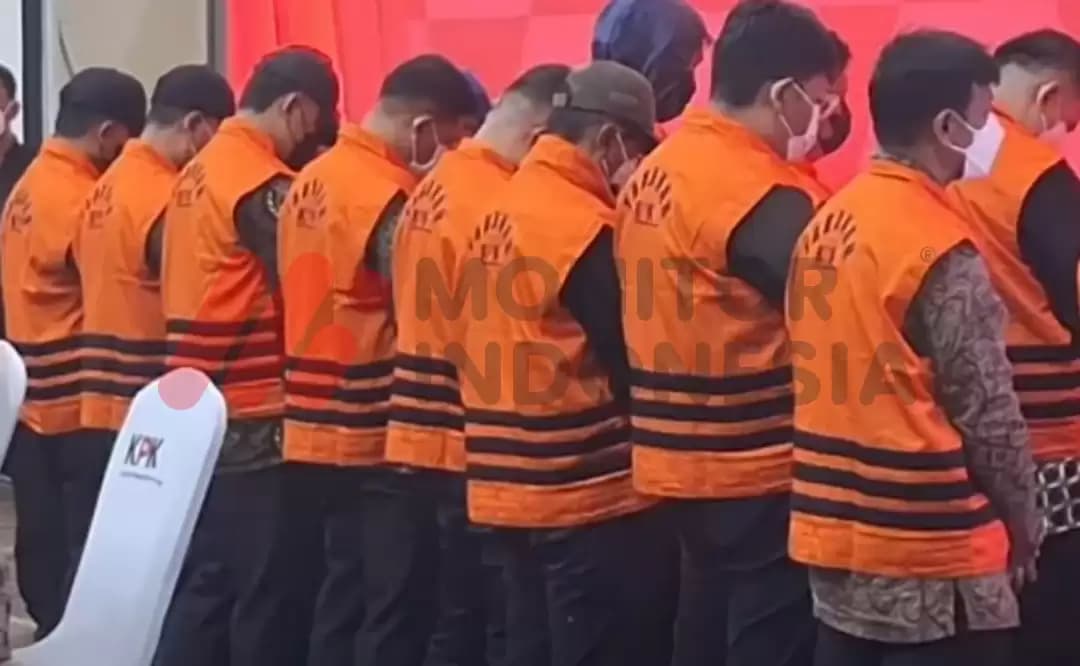 Hemm...,Habis Tersangkakan Pegawainya, Komisioner KPK hanya Bisa Minta Maaf!