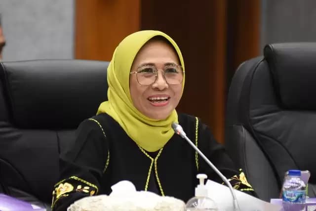 Soal Isu Pinjol Bayar UKT, Komisi X DPR Usul Manfaatkan Kartu Indonesia Pintar (KIP)