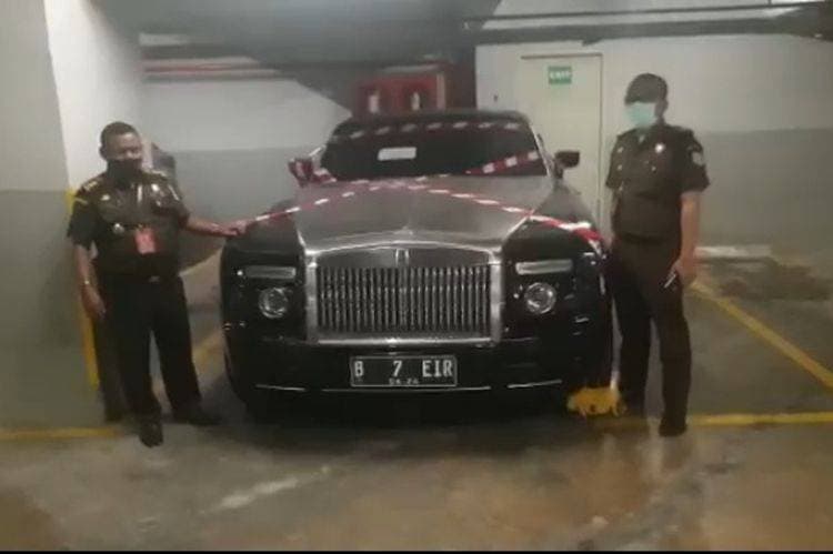 11 Mobil Para Tersangka Korupsi Asabri Terjual Rp17,2 Miliar