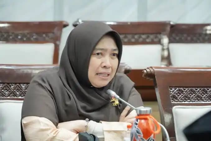 Anggota Komisi IX DPR  Kurniasih Mufidayati
