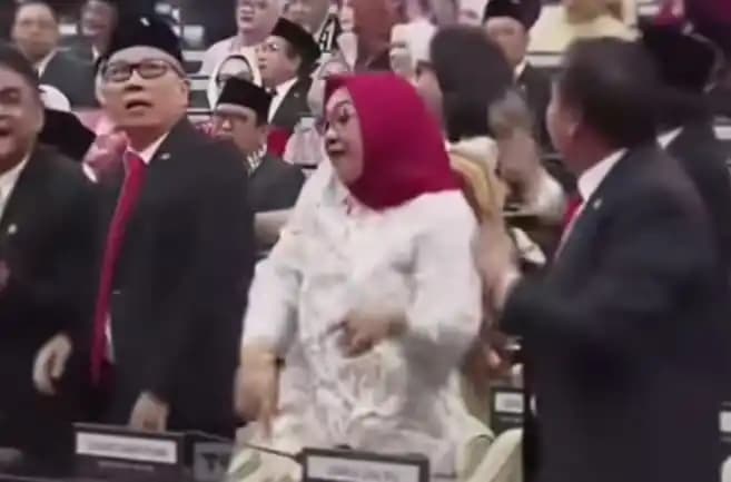 Anggota Komisi V DPR Sadarestuwati