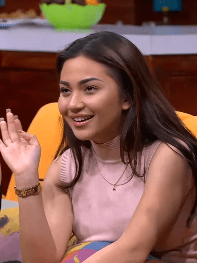 Ariel Tatum Akui Kekasihnya Selingkuh dengan Sesama Jenis